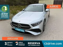 Gris Usado 2023 Mercedes A180 Utilitario | 30.190 € (Precio justo)
