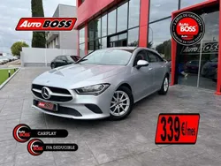Gris / plata Usado 2021 Mercedes CLA200 Shooting Brake Familiar | 24.900 € (Buen precio)