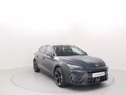Azul Usado 2024 Cupra Leon Berlina | 30.400 € (Un poco caro)
