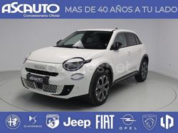 Blanco Usado 2024 Fiat 600 La Prima SUV | 24.900 € (Precio justo)