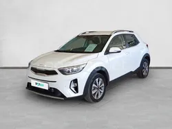 Blanco Usado 2024 Kia Stonic SUV | 16.995 € (Precio justo)