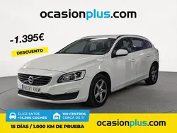 Blanco Usado 2018 Volvo V60 Kinetic Familiar | 15.350 € (Precio justo)