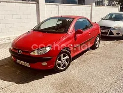 Rojo Usado 2002 Peugeot 206 Descapotable | 3500 € (Precio justo)