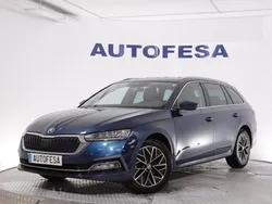 Azul Usado 2021 Skoda Octavia Style Familiar | 21.800 € (Un poco caro)
