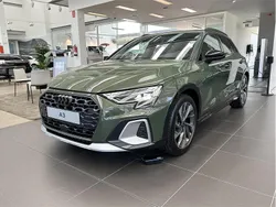 Verde Nuevo 2025 Audi A3 Advanced Plus Berlina | 60.664 €