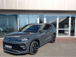 Gris Usado 2025 VW Tayron R-line SUV | 69.590 €