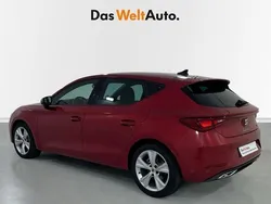 Rojo Usado 2024 Seat Leon FR Berlina | 25.834 € (Precio justo)