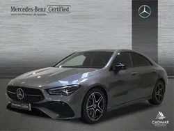 Gris Usado 2024 Mercedes CLA200 AMG line Berlina | 35.900 € (Super precio)