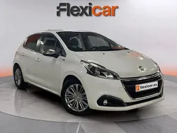 Blanco Usado 2016 Peugeot 208 Access Utilitario | 7470 € (Precio justo)