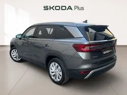 Gris Nuevo 2025 Skoda Kodiaq Selection SUV | 42.950 € (Precio justo)