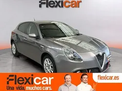 Gris Usado 2018 Alfa Romeo Giulietta Tech Edition Utilitario | 13.790 € (Precio justo)