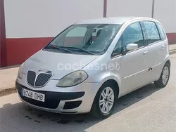 Gris / plata Usado 2005 Lancia Musa Monovolumen | 1200 €