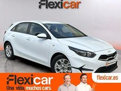 Blanco Usado 2022 Kia Ceed Berlina | 17.990 € (Precio justo)