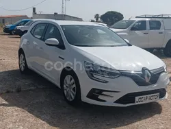 Blanco Usado 2023 Renault Mégane IV Equilibre Berlina | 16.800 € (Un poco caro)
