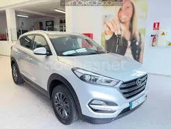Gris / plata Usado 2017 Hyundai Tucson SUV | 13.900 € (Un poco caro)