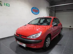Rojo Usado 2004 Peugeot 206 Berlina | 2900 € (Precio justo)
