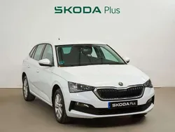 Blanco Usado 2021 Skoda Scala Ambition Utilitario | 15.900 € (Un poco caro)