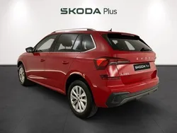 Rojo Usado 2024 Skoda Kamiq Selection SUV | 20.990 € (Precio justo)