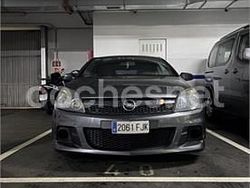 Gris / plata Usado 2006 Opel Astra GTC Sport Berlina | 6000 €