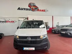 Blanco Usado 2020 VW Caravelle Trendline Monovolumen | 33.990 € (Un poco caro)