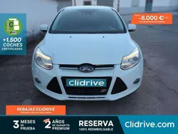 Blanco Usado 2012 Ford Focus Sport Utilitario | 6590 € (Precio justo)