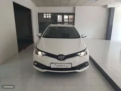 Blanco Usado 2018 Toyota Auris Hybrid Edition Berlina | 19.500 € (Caro)