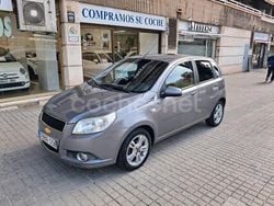 Gris / plata Usado 2010 Chevrolet Aveo LT Berlina | 4990 € (Precio justo)