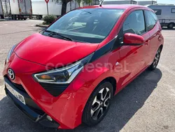 Rojo Usado 2021 Toyota Aygo X-play Utilitario | 11.690 € (Precio justo)