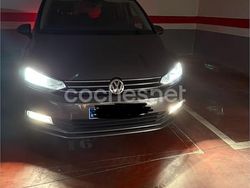 Gris / plata Usado 2016 VW Touran Advance Monovolumen | 15.400 € (Buen precio)