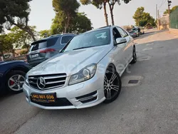Gris / plata Usado 2013 Mercedes C250 Berlina | 16.750 € (Precio justo)