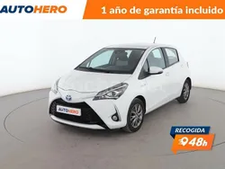 Blanco Usado 2018 Toyota Yaris Hybrid Active Berlina | 15.099 € (Un poco caro)