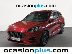 Rojo Usado 2022 Ford Kuga ST-Line SUV | 15.410 € (Buen precio)