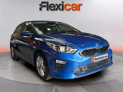 Azul Usado 2021 Kia Ceed 2 Berlina | 13.590 € (Buen precio)
