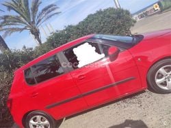 Rojo Usado 2011 Skoda Fabia Utilitario | 6800 € (Precio justo)