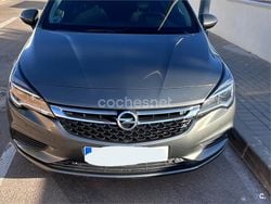 Gris / plata Usado 2017 Opel Astra Innovation Familiar | 9200 € (Precio justo)