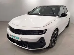 Blanco Usado 2023 Opel Astra GSe Berlina | 35.569 €