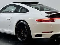 Blanco Usado 2018 Porsche 911 Carrera 4 GTS Coupe | 124.900 € (Precio justo)
