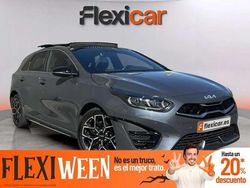 Gris Usado 2022 Kia Ceed GT-Line Berlina | 19.590 € (Caro)