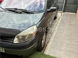 Negro Usado 2006 Renault Scénic II Dynamique Monovolumen | 3400 € (Precio justo)