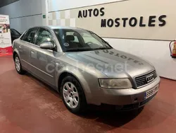 Gris / plata Usado 2002 Audi A4 Berlina | 2495 € (Precio justo)