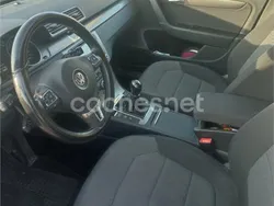 Gris / plata Usado 2013 VW Passat Advance Berlina | 12.000 € (Precio justo)