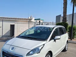 Blanco Usado 2015 Peugeot 5008 Style Monovolumen | 7850 € (Precio justo)