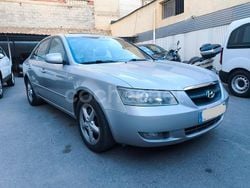 Gris / plata Usado 2007 Hyundai Sonata Style Berlina | 3950 € (Un poco caro)