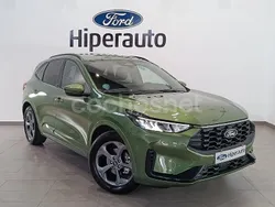 Verde Usado 2025 Ford Kuga ST-Line SUV | 28.900 € (Precio justo)
