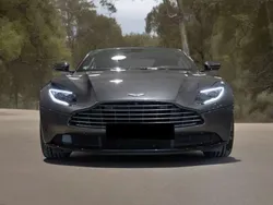 Gris Usado 2021 Aston Martin DB11 Coupe | 136.000 €
