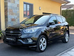Negro Usado 2018 Ford Kuga ST-Line SUV | 17.990 € (Caro)