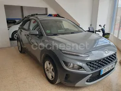 Gris / plata Usado 2021 Hyundai Kona SUV | 15.999 € (Un poco caro)