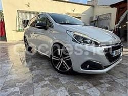 Blanco Usado 2015 Peugeot 208 GT-line Utilitario | 6000 € (Buen precio)