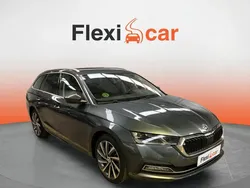 Gris Usado 2020 Skoda Octavia Ambition Familiar | 17.390 € (Buen precio)