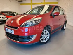 Granate Usado 2013 Renault Grand Scénic III Dynamique Monovolumen | 8900 € (Precio justo)